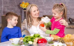 Selera Makan Anak Berbeda-beda? Atasi dengan 4 Trik Ini!