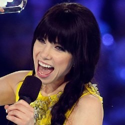 Carly Rae Jepsen Berjaya di Juno Awards 