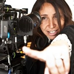 Perempuan-perempuan Perkasa di Balik Layar Perak