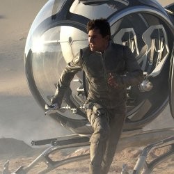 Oblivion Geser 42 dari Puncak Box Office