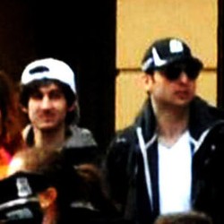 Software Canggih Bantu Ungkap Tersangka Bom Boston