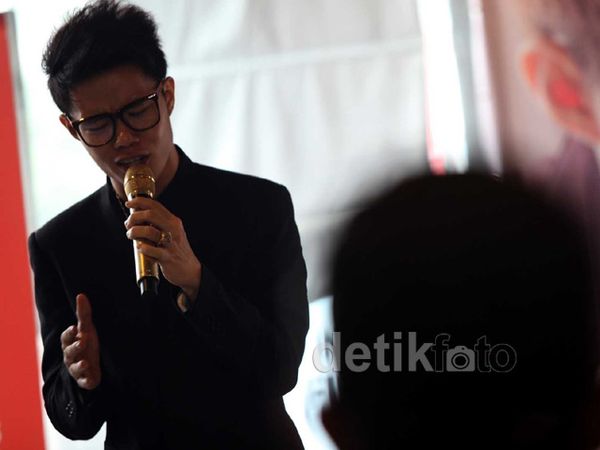 Rumor dengan Lagu dan Vokalis Baru