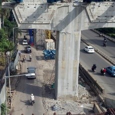 Jalan Layang Casablanca Terhambat, Nasib Kuli Tersendat