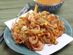 Resep Camilan: Bakwan Udang Jagung