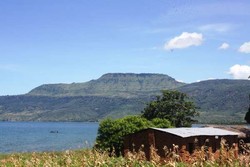 Ulang Tahun di Atas Gunung Afrika, Bisa!