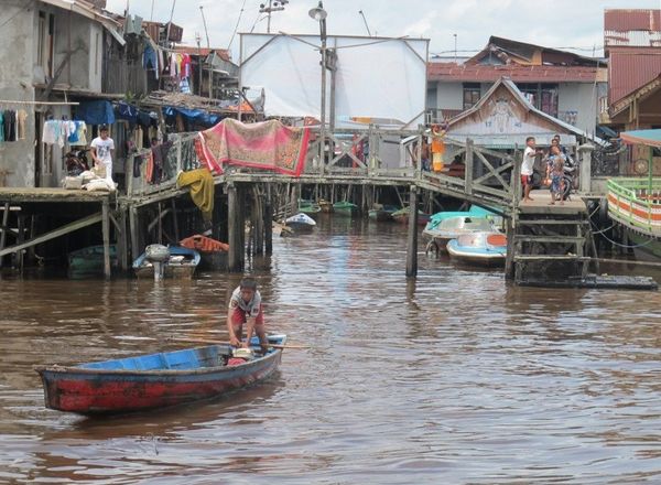 Potret Kusam Masyarakat Bantaran Kapuas