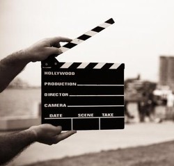 Properti Film yang Paling Mahal Dilelang