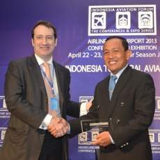 Bandara Juanda Raih Best Performing Indonesian Airport of The Year 2013