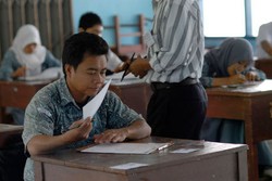 Kisah dan Cita-cita Besudut, Satu-satunya Anak Rimba yang Ikut UN SMA