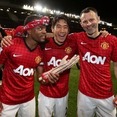 Setan Merah Juara dengan Gaya