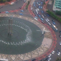 Helikopter yang Terbang Rendah di Bunderan HI Milik TNI AD