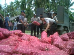 20 Ton Bawang Merah Diduga Ilegal Diamankan di Bireuen