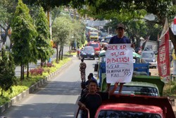 Awak Bus & Truk Mogok Massal Soal Solar, Jalur Lintas Selatan Jateng Terganggu