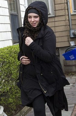 Sangat Berduka Atas Para Korban, Janda Tersangka Bom Boston Akan Kooperatif