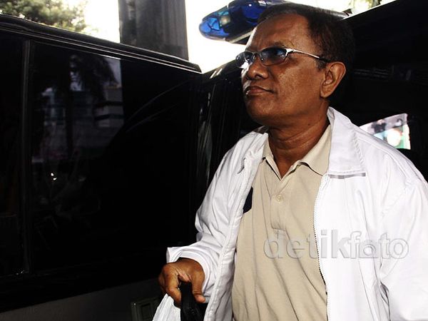 KPK Kembali Periksa Toto Hutagalung