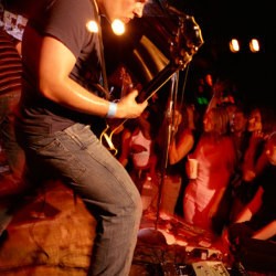 Musik Metal Indonesia Belum Tembus Pasar Dunia