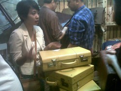 Produk Kulit Lokal Bergaransi Seumur Hidup Dijual di Inacraft JCC