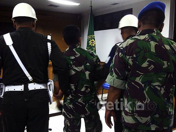 Bunuh Ibu & Anak, Prada Mart Divonis Mati