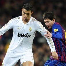 Messi Fantastis, tapi Ronaldo Lebih Fantastis Lagi