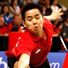 Simon Tersingkir, Aprilia Lolos