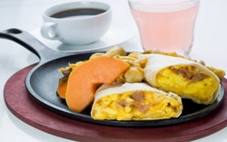 Badan Sedang Tidak Fit? Sarapan Saja Telur dan Pepaya