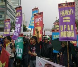 Buruh Desak Jaksa Eksekusi Pengusaha yang Menggaji Buruh di Bawah UMR