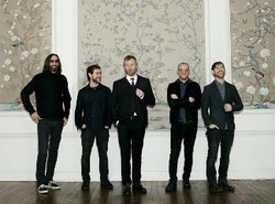 The National Akan Tampilkan Lagu Sorrow Selama Enam Jam dalam Instalasi Seni