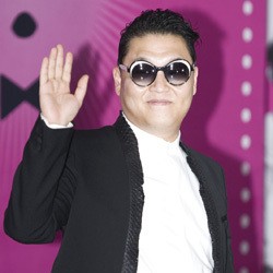 Sstt... Psy Selalu Bolos Saat Kuliah