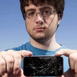 Google Rangkul Remaja Pembuat Jailbreak iPhone