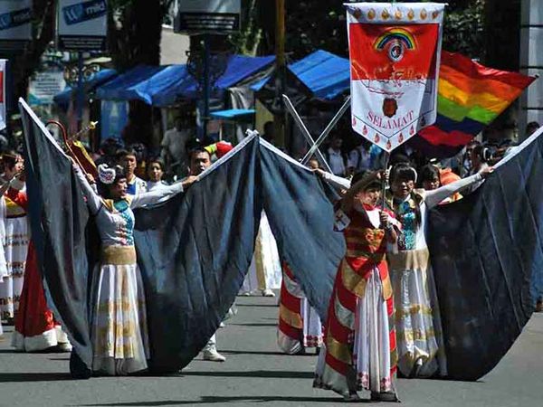 Meriahnya Pentas Seni Budaya UKSW Salatiga 