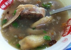 Sedep Tenan! Sop Ayam Khas Klaten Racikan Pak Min