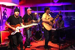 Float Siapkan 20 Lagu untuk Konser di Rolling Stone Cafe Minggu Esok