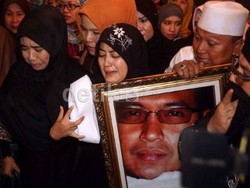 Saran Uje: Kalau Naik Motor Diselingi Berdzikir