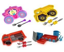 Tut..tut.. Ajak Si Kecil Makan dengan Piring Kerata Api dan Truk Ini!