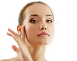 Perawatan Harian yang Membuat Wajah Flawless & Glowy