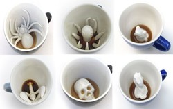 Wow! Ada Kodok dan Lobster di Dalam Gelas!