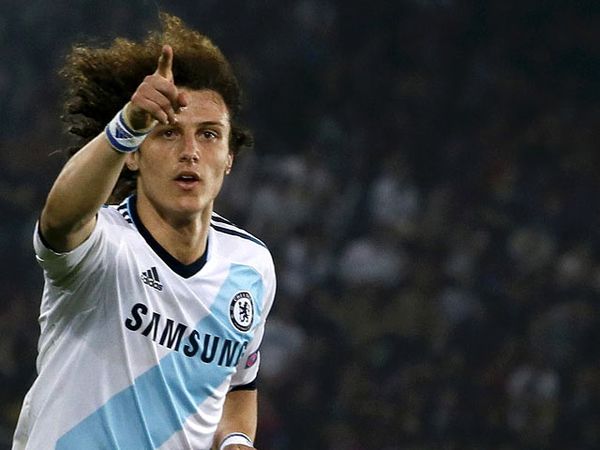 Chelsea Tundukkan Basel 2-1