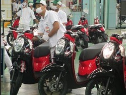 Honda Segera Resmikan Pabrik Motor Matik