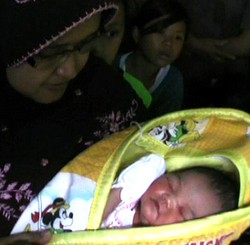 Bayi Umur 30 Menit, Ditinggal di Mushala