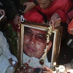 Cerita Anak Sulung yang Diperlihatkan 7 Penjaga Uje