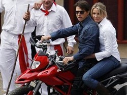 Tom Cruise Beli Motor Pertama di Usia 10 Tahun