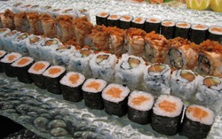 Norwegian Seafood Council Jalin Kerja Sama dengan Sushi Tei