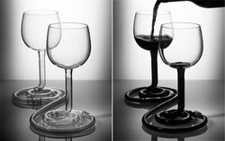 Dengan Gelas Wine Unik Ini Anda dan Pasangan Selalu Kompak