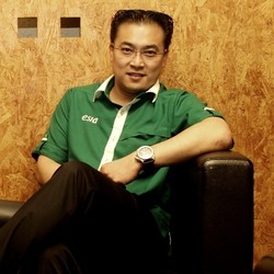 Eka Anwar: Saya ke Esia Ketika Lagi Berantakan