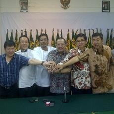 La Nyalla Didapuk Tangani Pembangunan Pasar Turi