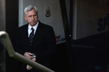 Pardew Pasrah Soal Nasibnya di Newcastle