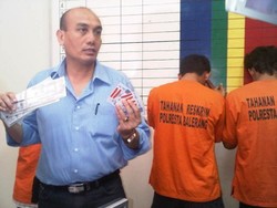 Sindikat Pemalsu STNK dan SIM di Batam Dibekuk