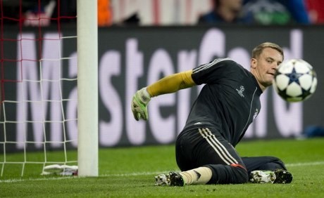 Dua Hal yang Diwaspadai Neuer dari Camp Nou