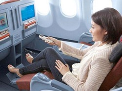 Penerbangan Nyaman dengan Ruang Kaki yang Lebih Lapang