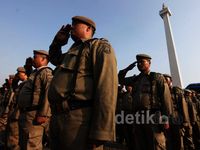 Satpol PP Rayakan HUT ke-63